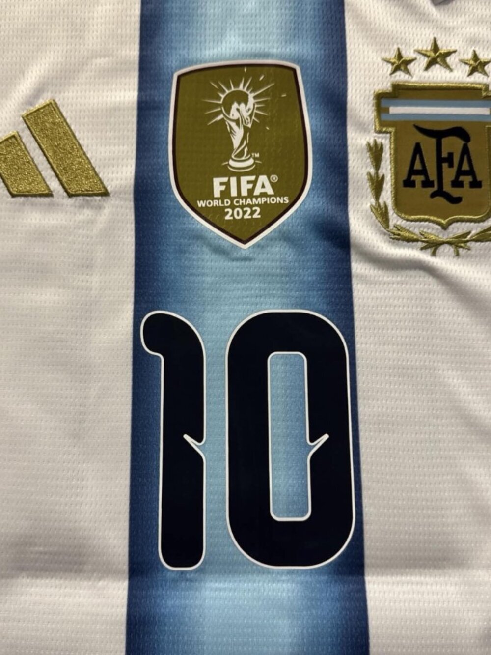 Adidas Lionel Messi #10 Argentina 2022 World Cup Home Jersey FIFA Champions NWT - Picture 3 of 4